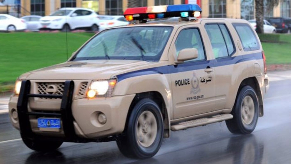 Police chase down, arrest two for drug trafficking in Oman