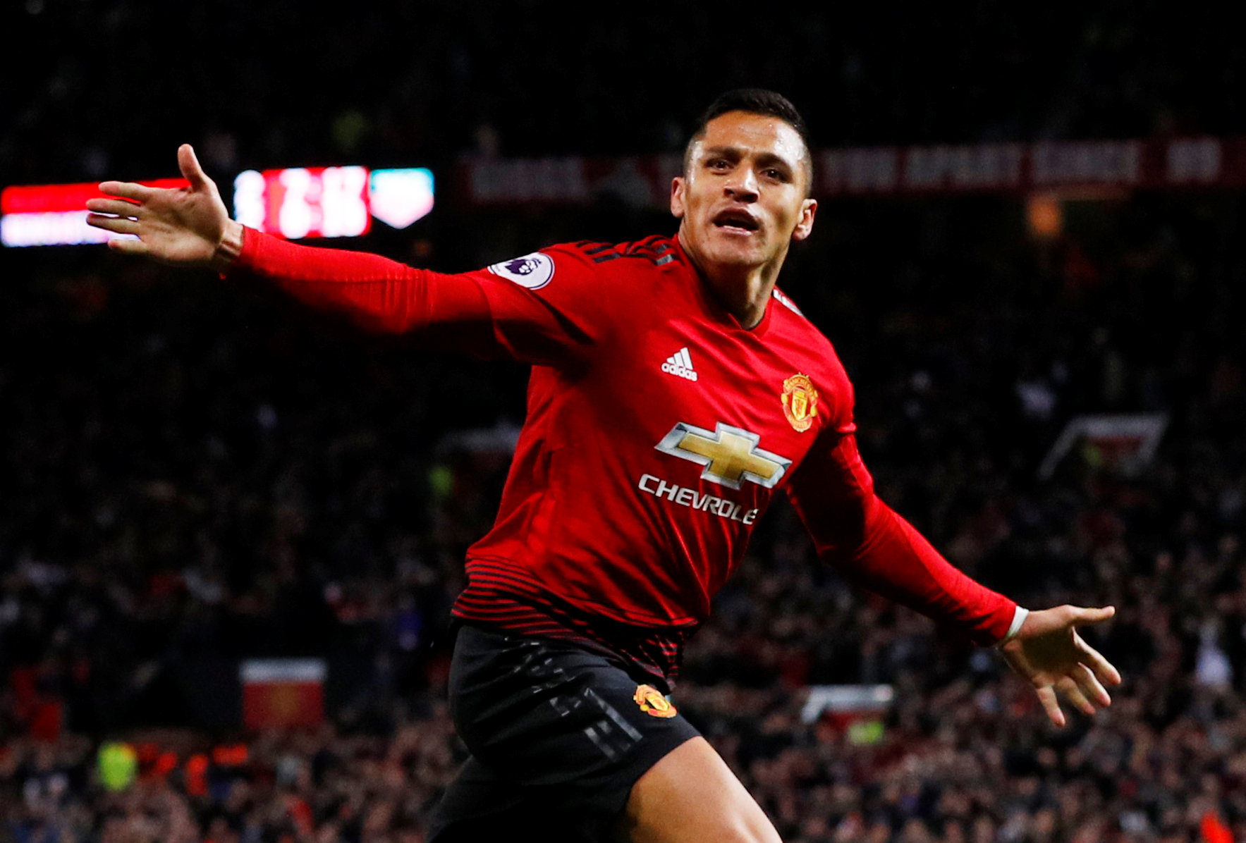 Football: Sanchez rescues United and Mourinho with late winner
