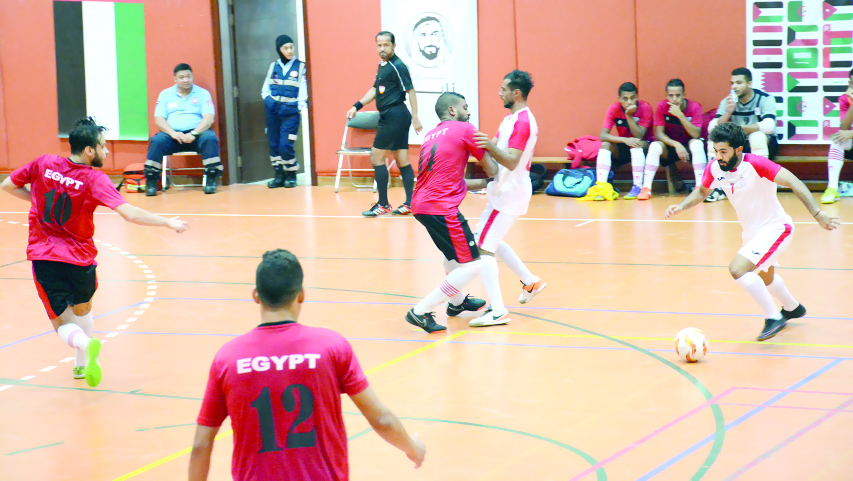منتخبنا الجامعي يغادر البطولة العربية للصالات بعد خسارته أمام مصر
