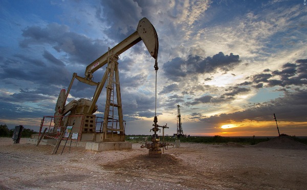 ارتفاع أسعار النفط بعد دلائل على تراجع الصادرات الإيرانية