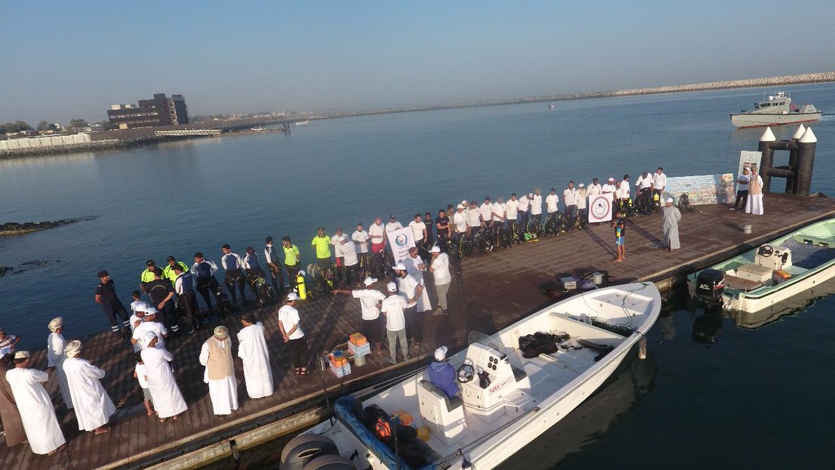 Coral reef clean up campaign underway in Oman