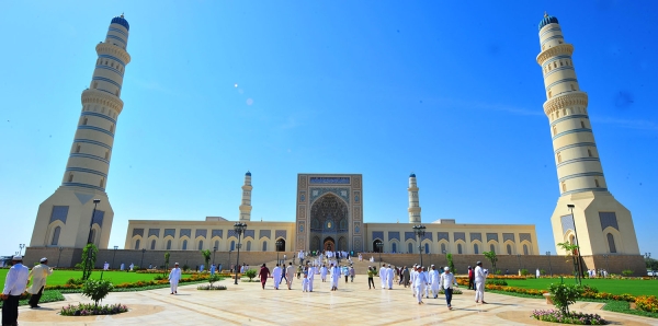 لهذا.. رفعت رسوم استقدام القوى العاملة الوافدة في المساجد