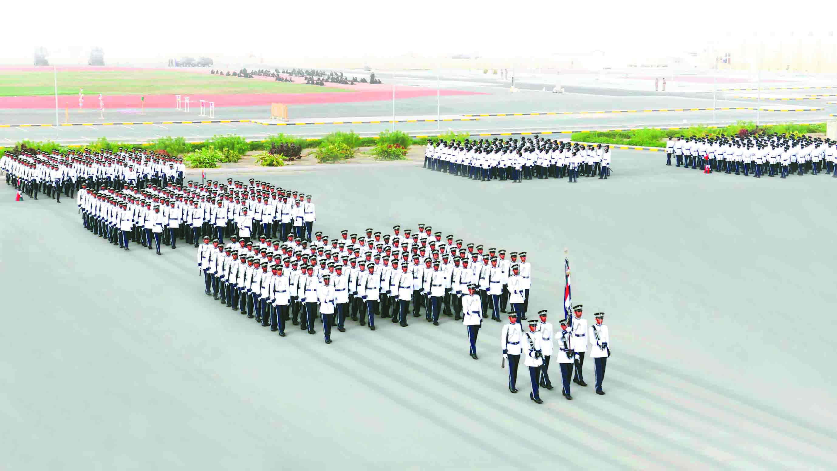 في العيد الوطني الثامن والأربعين المجيد.. 
شرطة عمان السلطانية عزم وإقدام