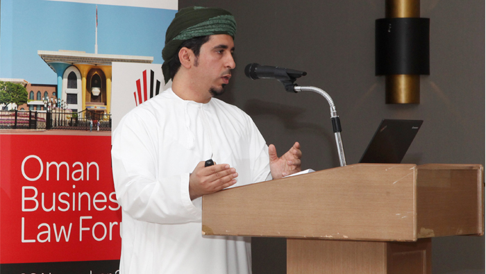 Forum discusses changes in Omani business law