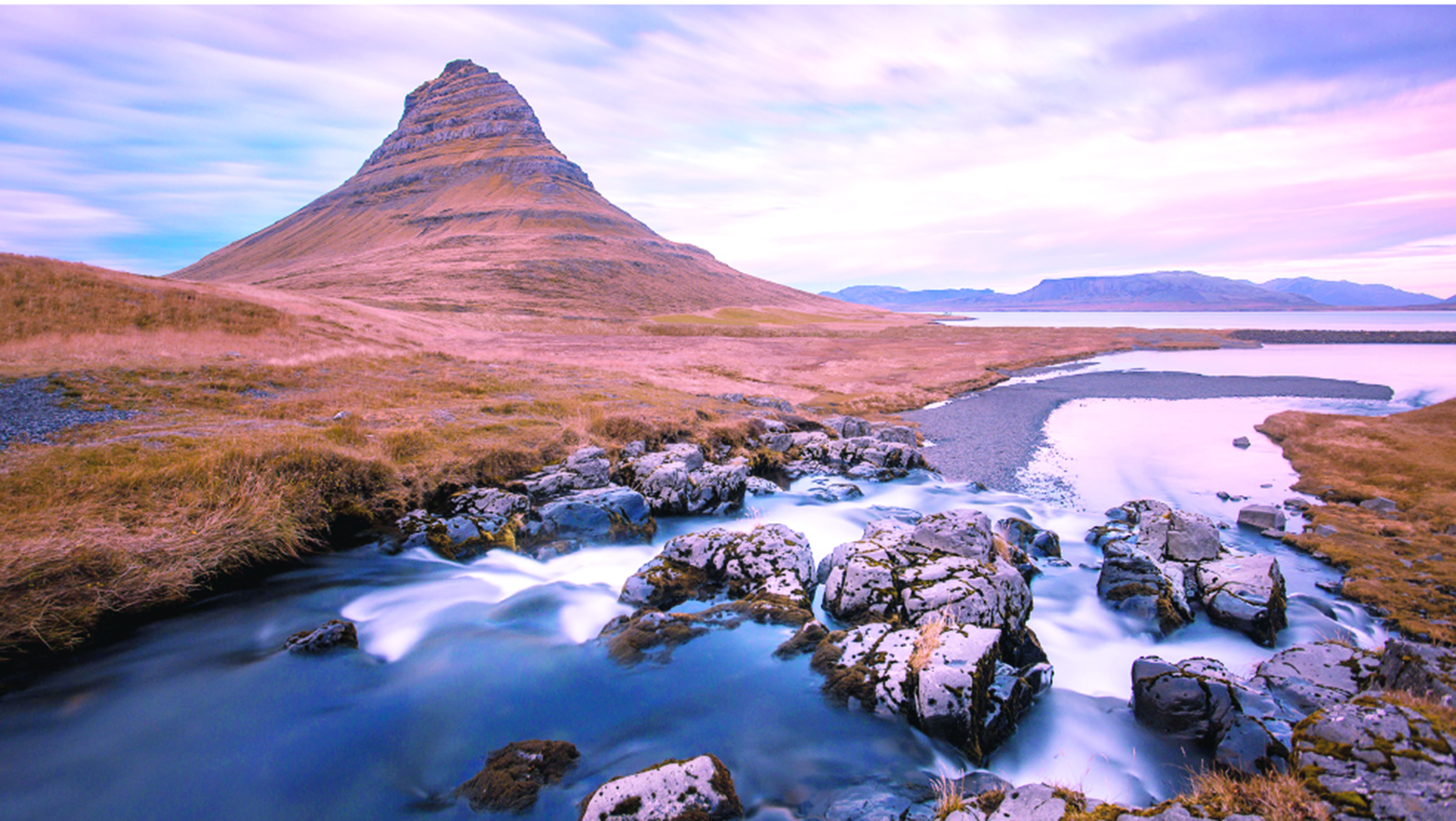 عرس الضوء الـ 25