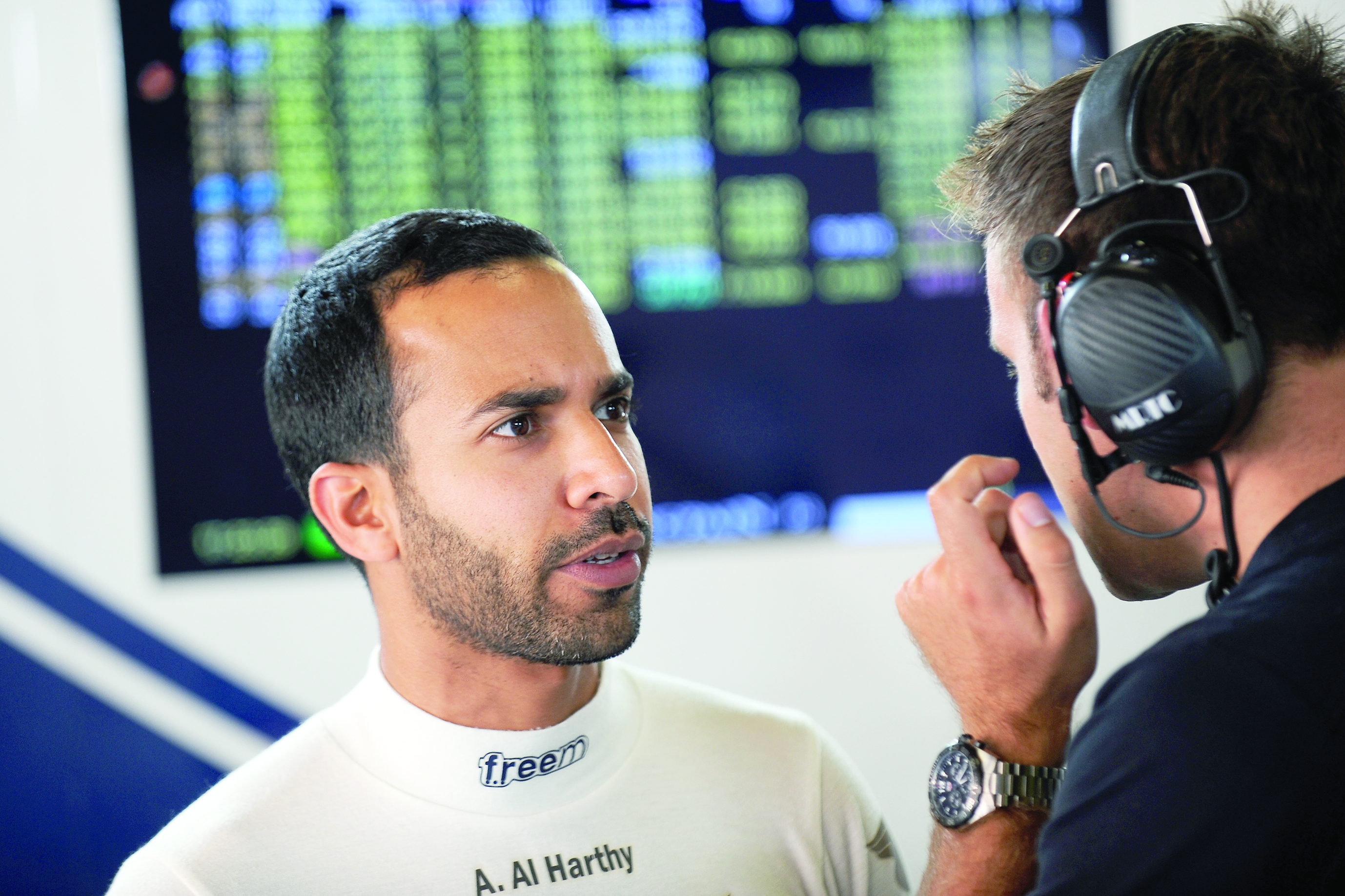 الحارثي و«عمان لسباقات السيارات»يبحثان عن التتويج في سباق الخليج 12 ساعة بأبوظبي