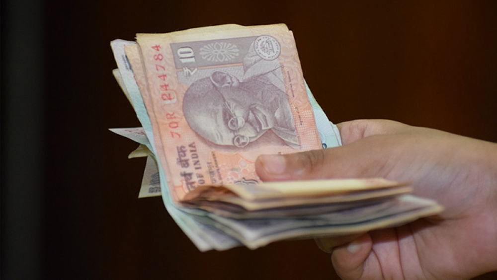 Indian rupee falls against Omani rial again