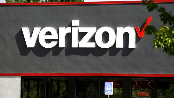 Verizon slashes value of assets by $4.6bn