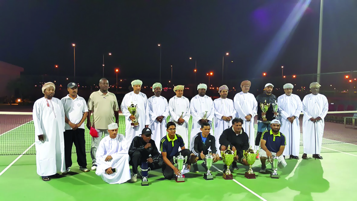 الفلبيني ناش يتوج ببطولة التنس المفتوحة بظفار