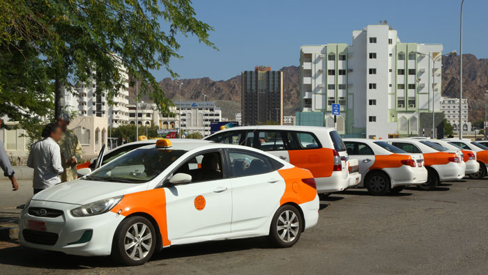 Oman’s taxi owners fear losing customers due to new meter system