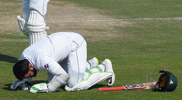 Cricket: New Zealand face uphill task after Azhar, Shafiq hit centuries