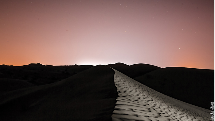 French photographer captures Omani desert by night