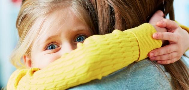دراسة: الخجل يصيب الإنسان بالقلق
