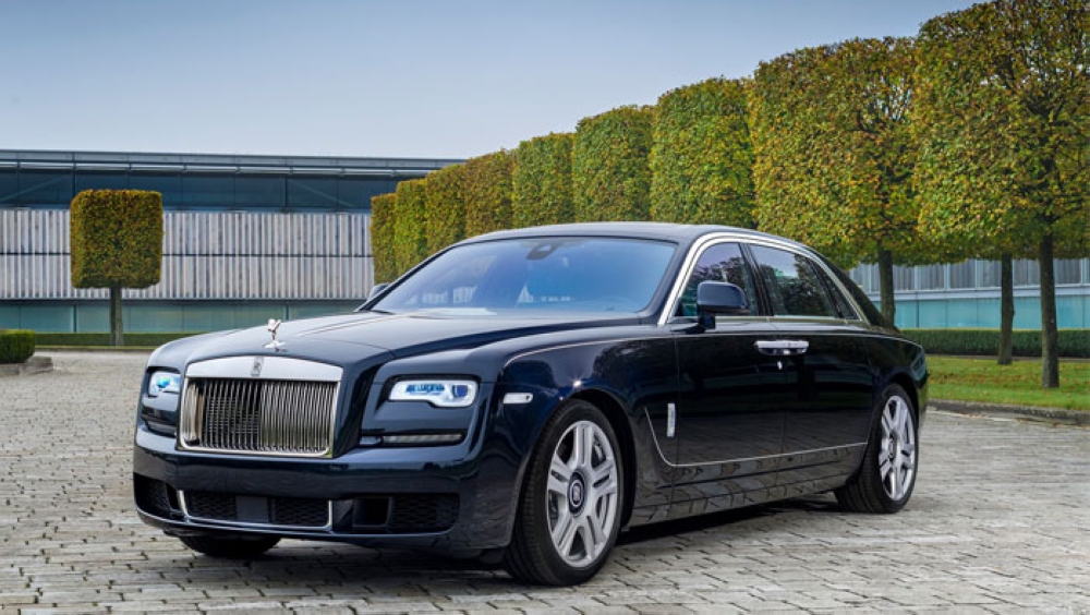 Rolls-Royce breaks record for luxury car sales