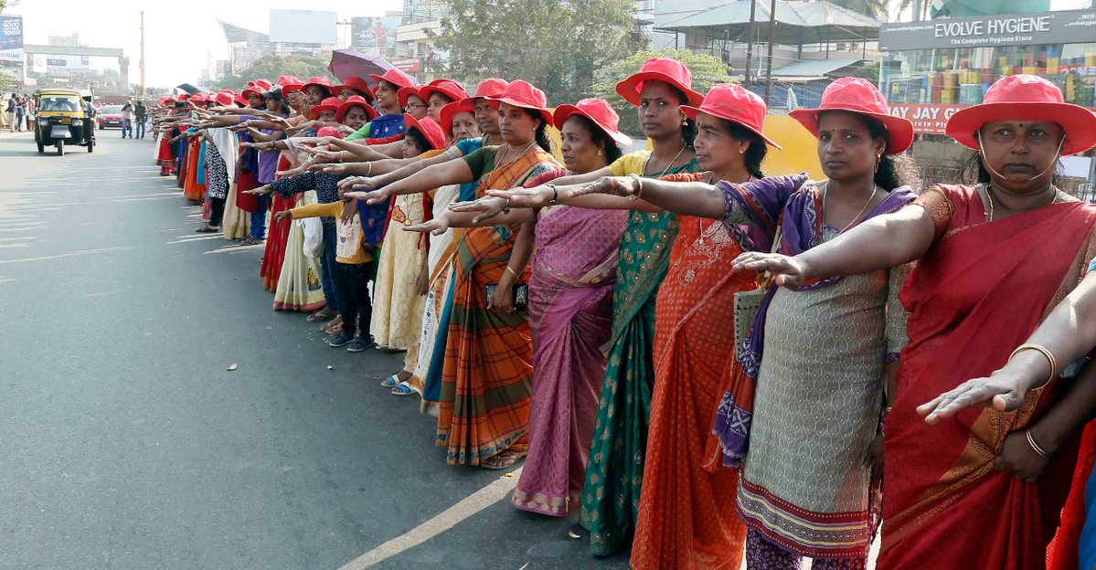 Women in Kerala form 620 km wall to promote gender equality