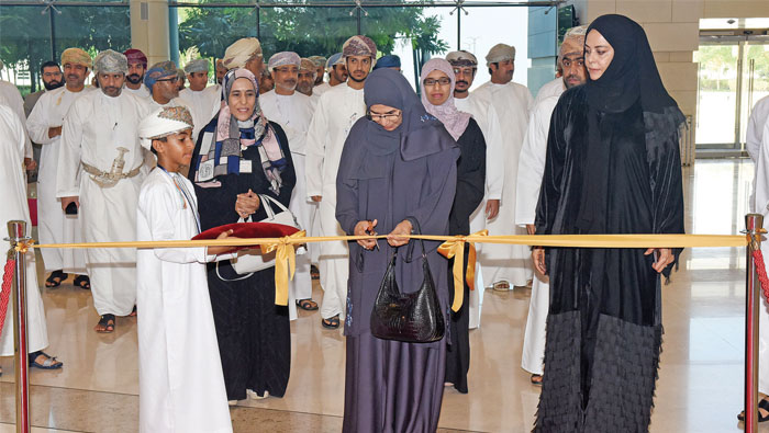 Expo showcases innovative ideas, projects of students in Oman