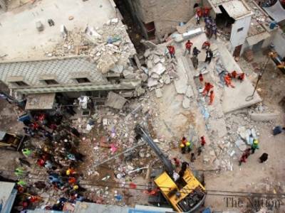 Two killed in 3 storey building collapse in Karachi