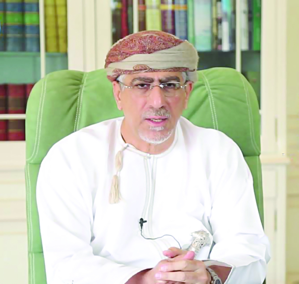 الساجواني يصدر قرارًا بإعلان عدد من ولايات السلطنة مناطق حجر زراعية