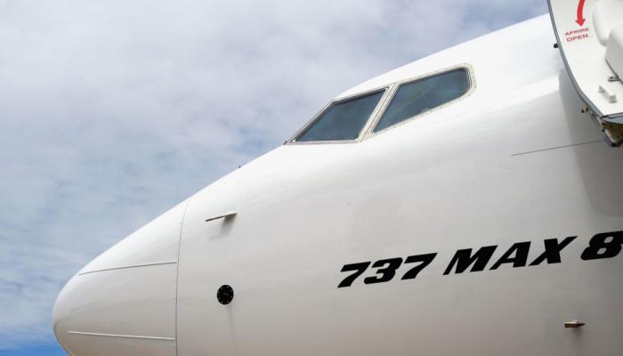 تعليق تشغيل طائرات بوينغ 737 ماكس في جميع مطارات السلطنة