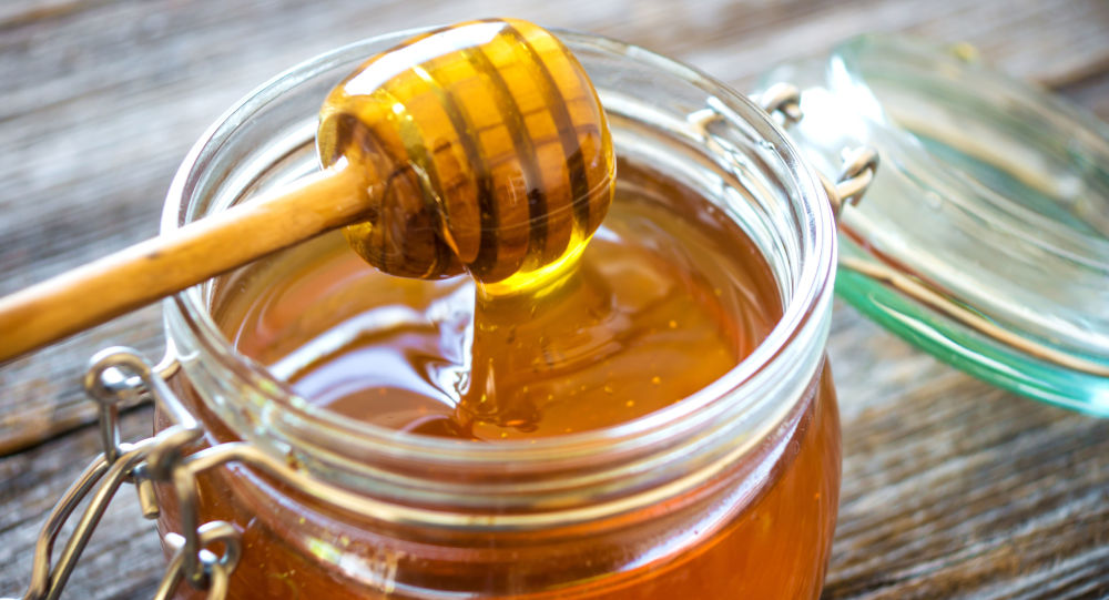 قرار بوقف تداول نوعين من منتجات العسل في السلطنة