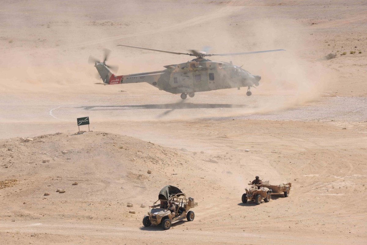 Oman holds joint military exercise with US Marines