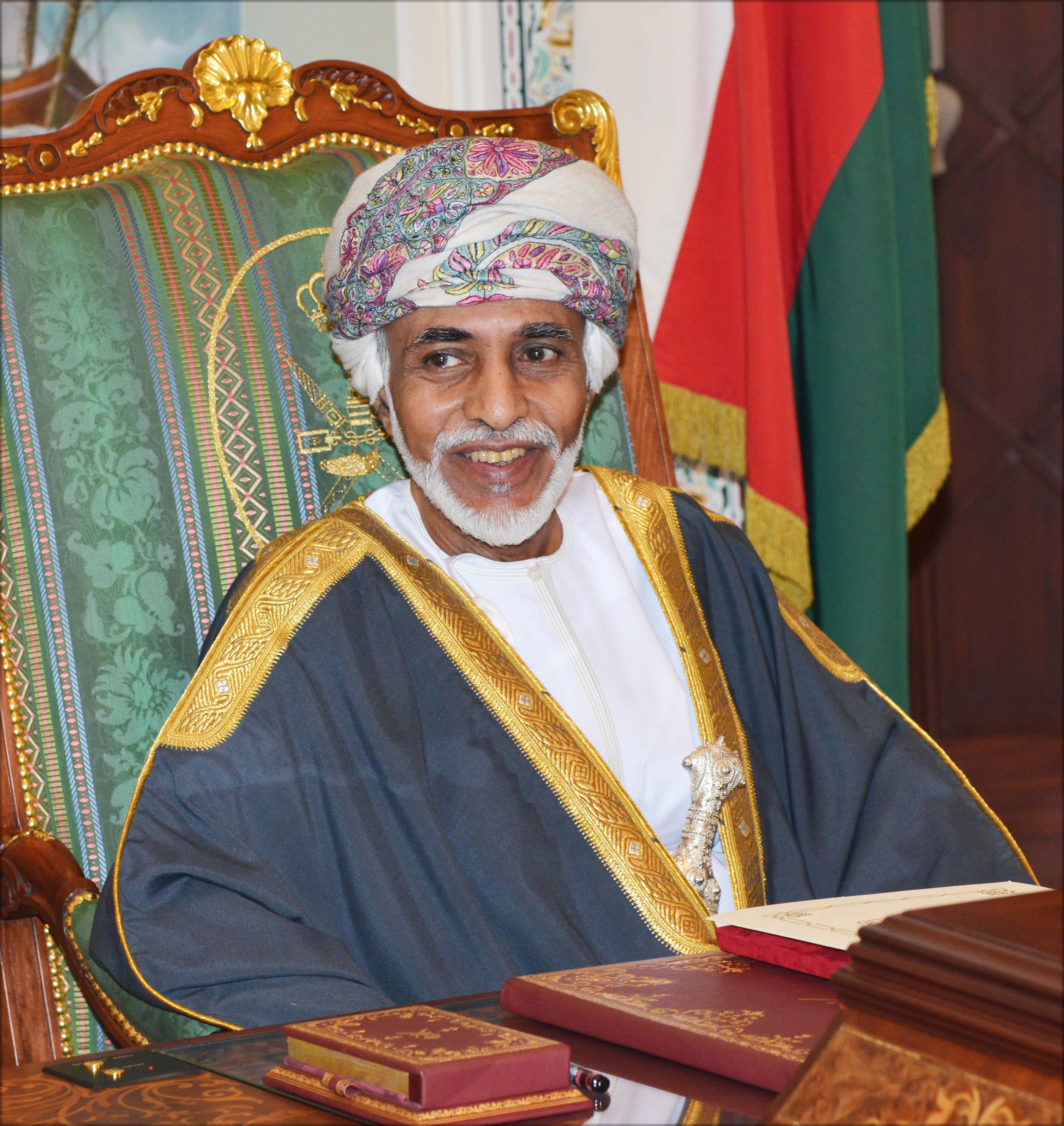 جلالة السلطان يهنـئ رئيس جمهورية غـانـا