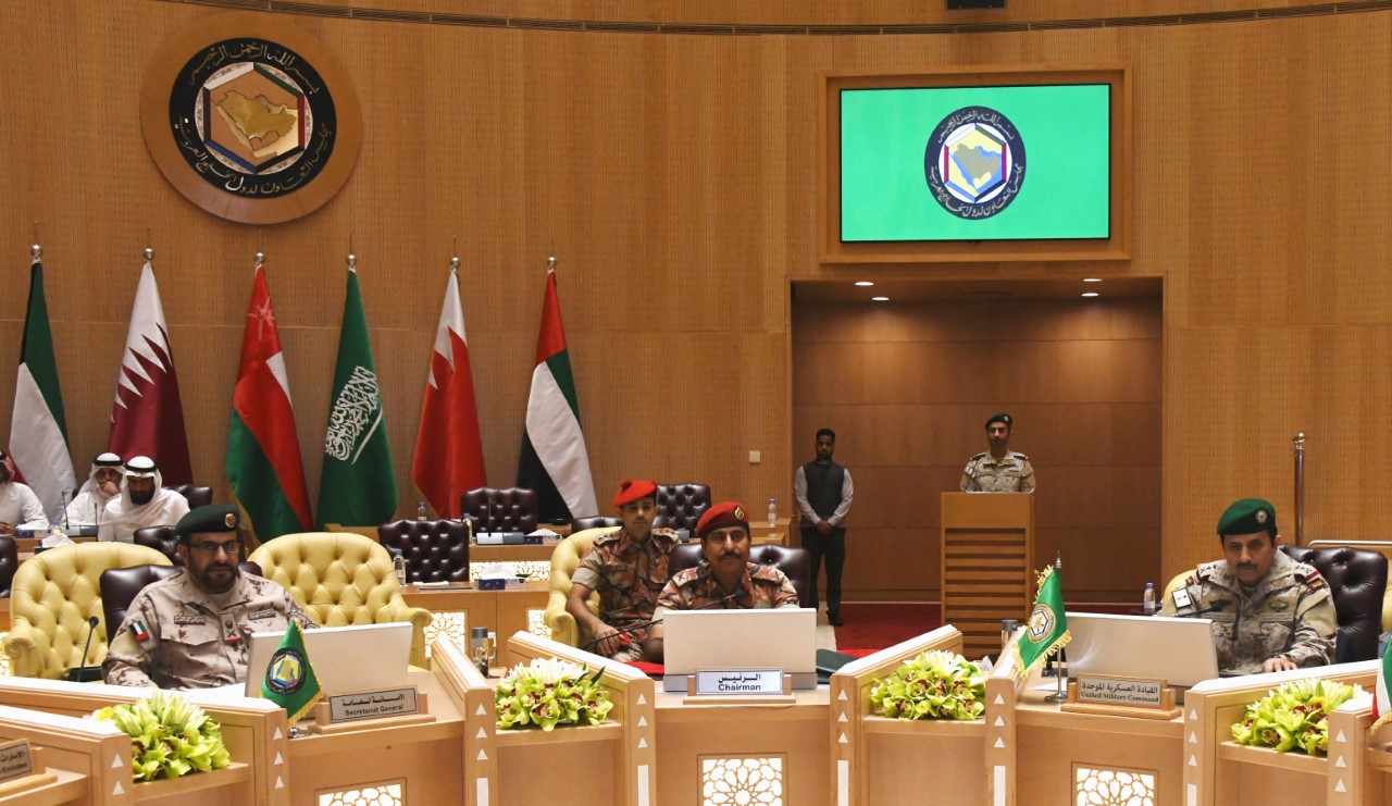 قائد الجيش السلطاني العماني يترأس اجتماع قادة القوات البرية الـ18 لدول مجلس التعاون بالرياض