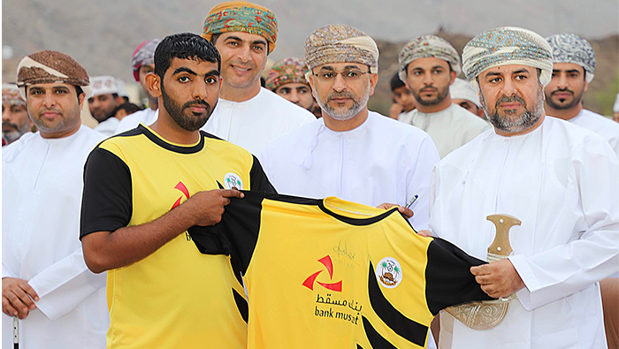 Bank Muscat hands over 59th Green Sports field to Al Hilal team