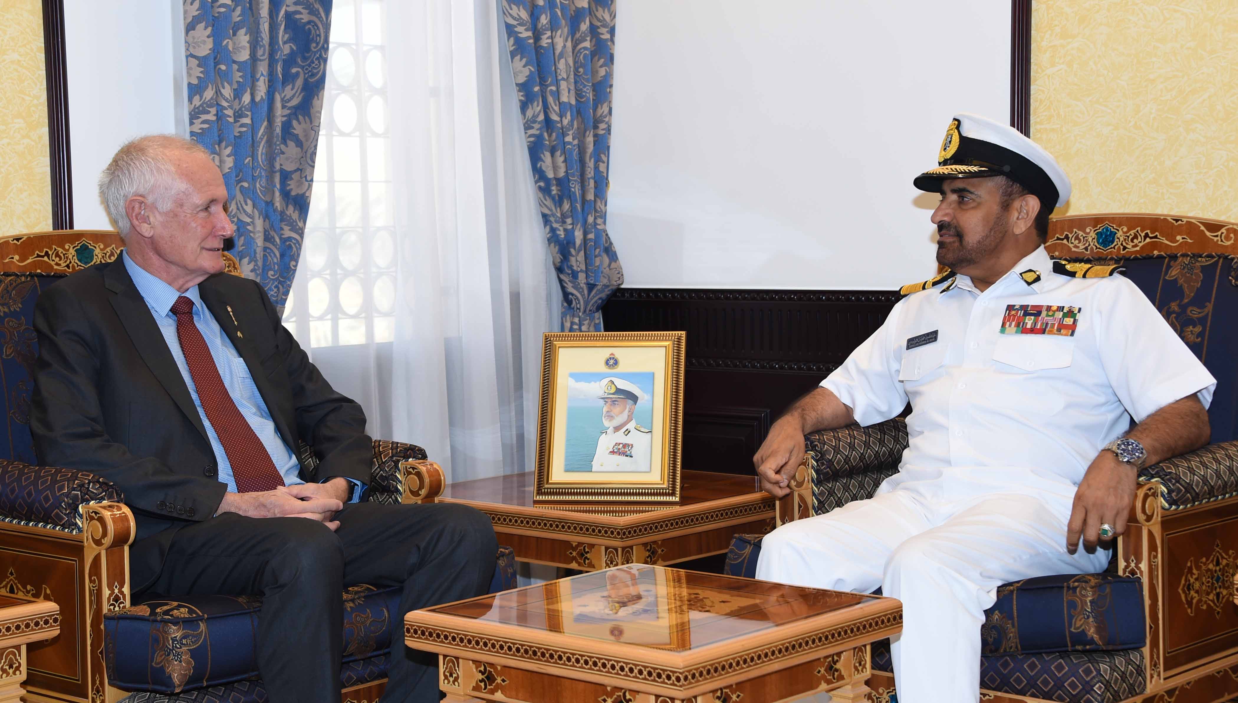 قائد البحرية السلطانية العمانية يستقبل رئيس اللجنة التشريعية بحكومة غرب استراليا