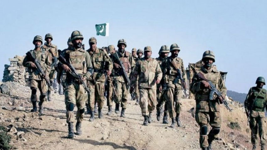 Three Pakistani soldiers killed near Afghanistan border
