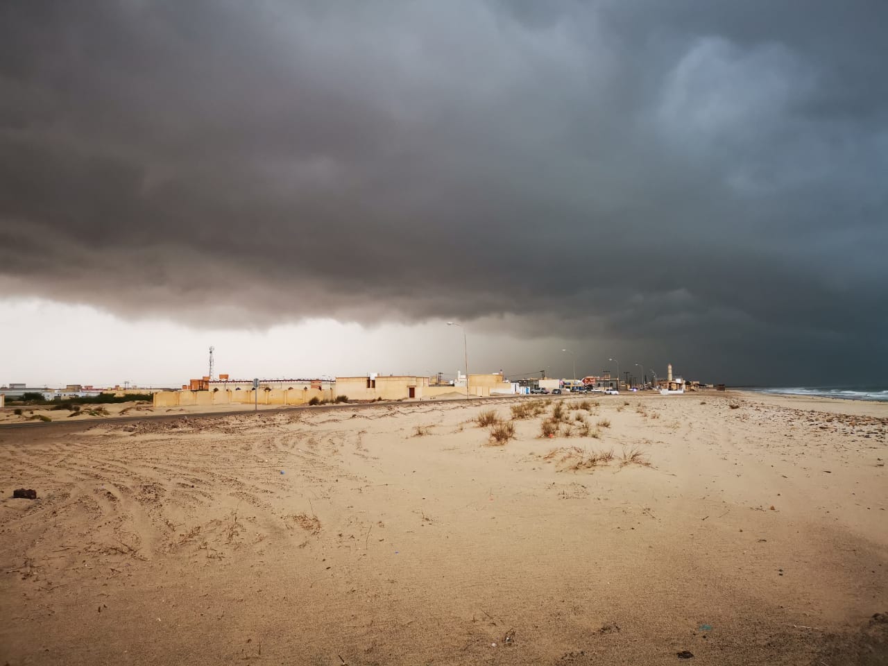 Rain lashes several parts of Oman