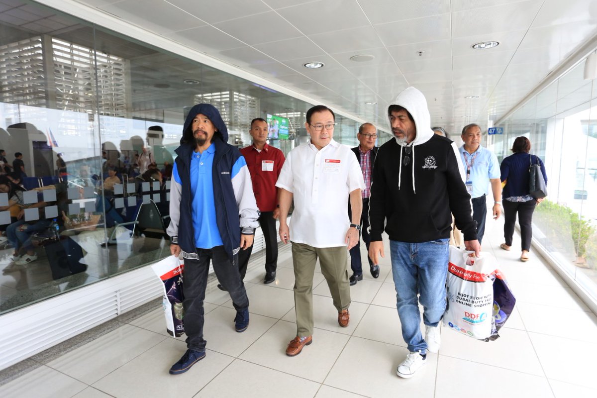 Three Filipinos held hostage in Libya freed
