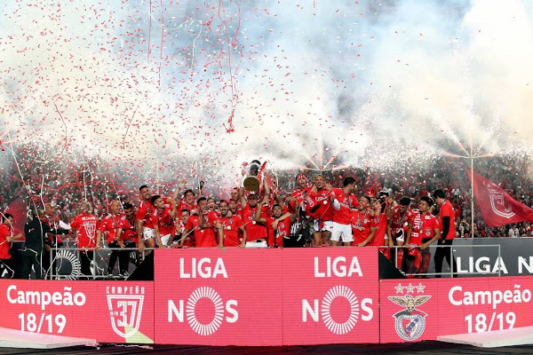 Benfica win Portuguese Premier League title