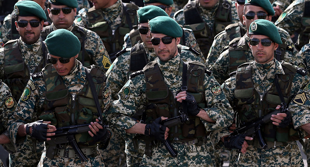 الجيش الإيراني يهدد: أصابعنا على الزناد ومستعدون لتدمیر كل معتدي