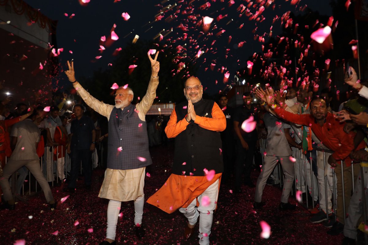 World congratulates Modi on historic victory