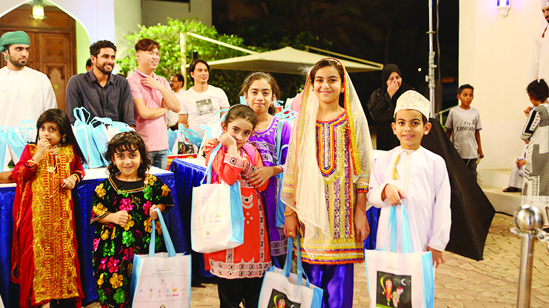 Bait Al Zubair gives  gifts to children to mark Qaranqasho