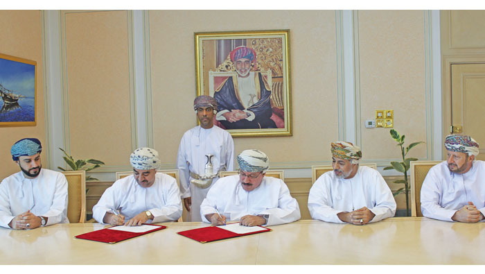 Land agreements signed for seven new integrated service stations