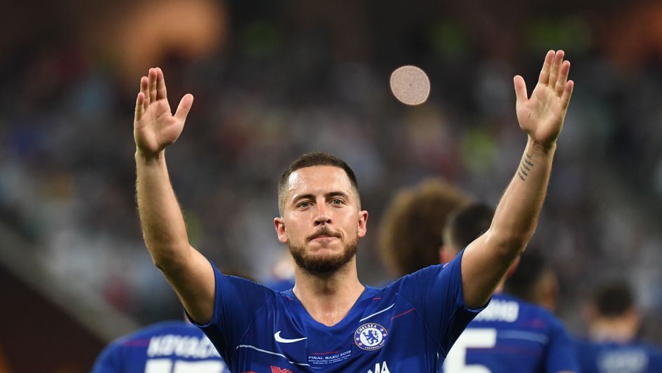 Hazard powers Chelsea to victory over Arsenal