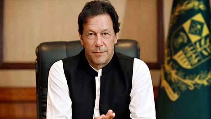 I won't spare those who looted Pakistan: PM Imran Khan