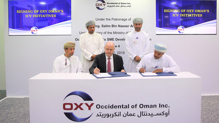 Occidental Oman signs two contracts