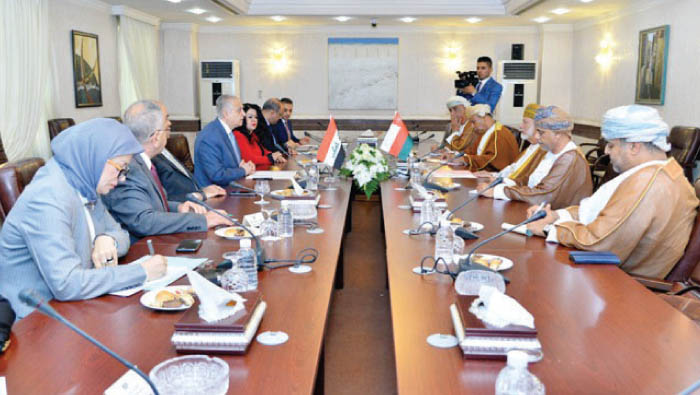 Yousuf bin Alawi holds talks with Iraqi counterpart