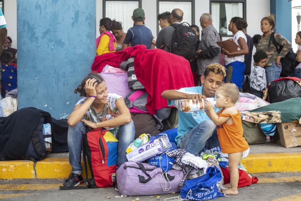 UNHCR sends extra teams to support Venezuelan migrants