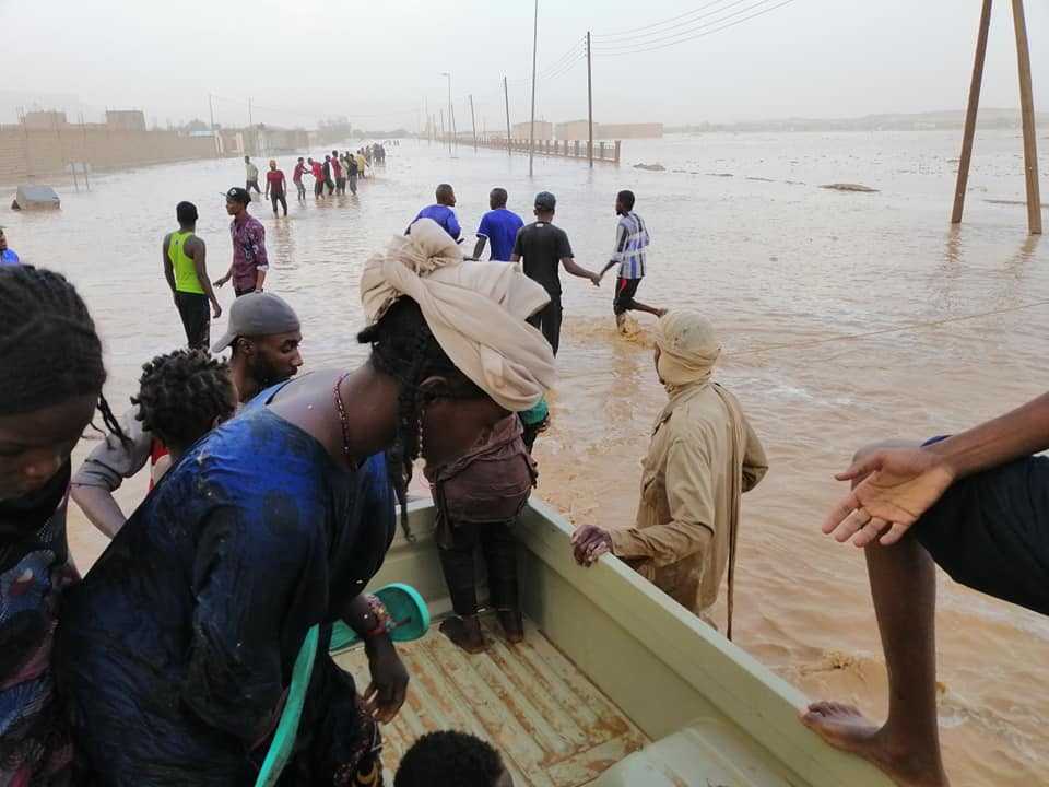 Torrential rainfall displaces thousands in Libya