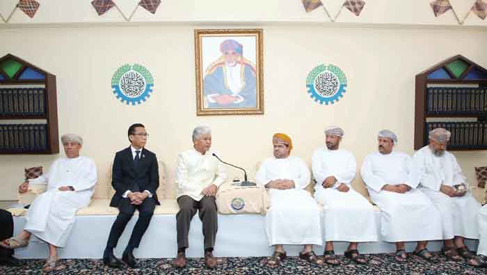 Oman and Thailand businessmen meet