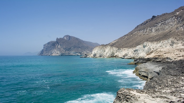 Waves to affect coastal areas in Oman
