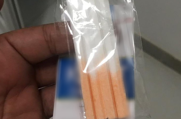 Cigarette shaped candy pops up at stores in Muscat