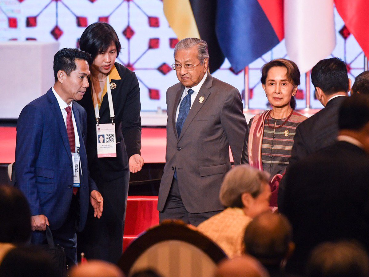 ASEAN leaders meet in Bangkok for 34th Summit