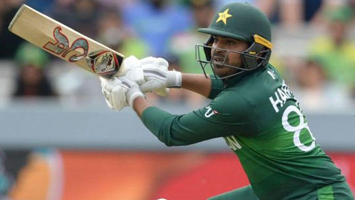 Sohail, Amir keep Pakistan's World Cup dream alive