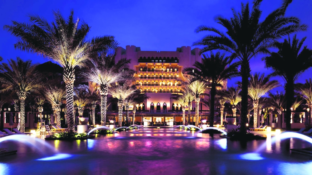 95 مليون ريال عماني إيرادات فنادق الـ 3 و 5 نجوم