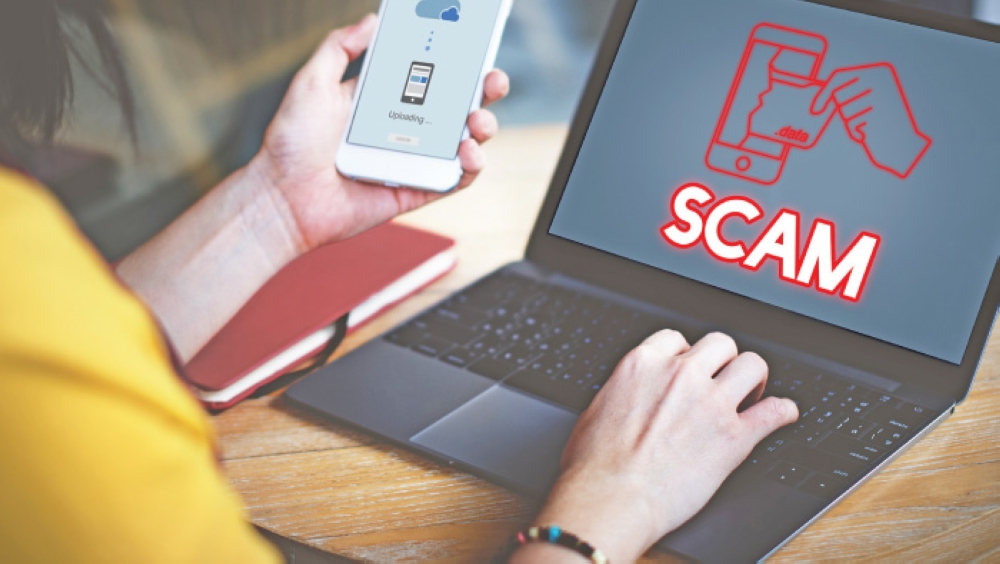 People in Oman warned against get rich quick scammers